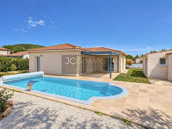Maison de plain-pied 4 pièces 110 m²