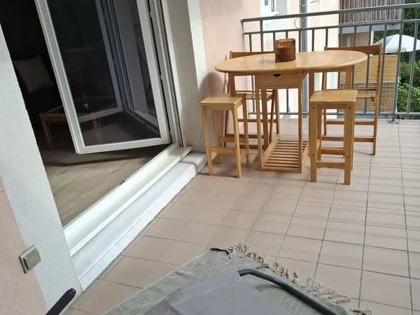 Vends appartement avec grand balcon