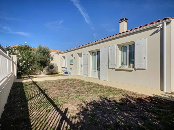 Maison de plain-pied 4 pièces 97 m²