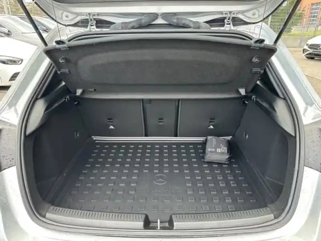 Mercedes Classe A 200 amg line — photo 30
