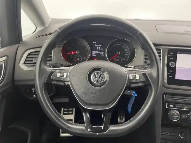 Volkswagen Golf Sportsvan 1.0 tsi 110 bmt bvm6 — photo 49