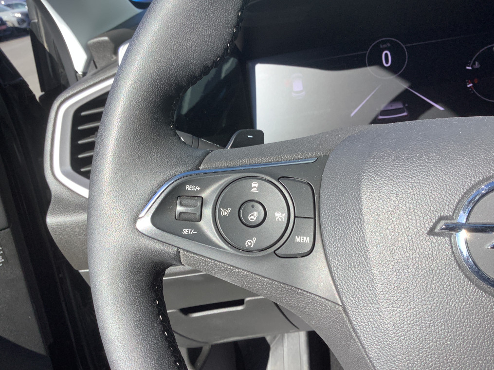 Opel Grandland — photo 24