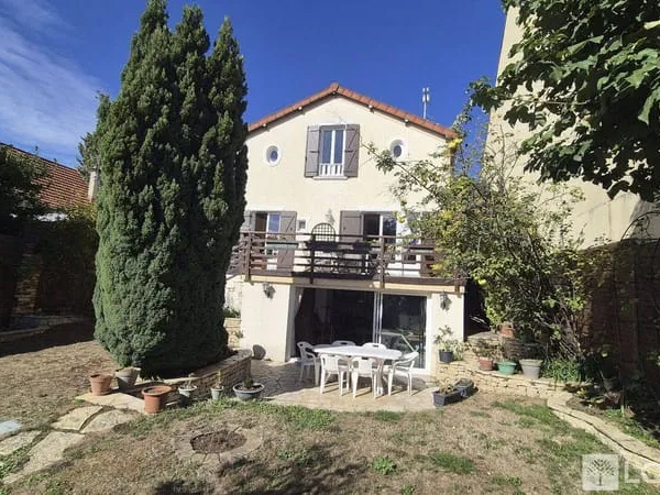Maison 5 pièces 100 m²