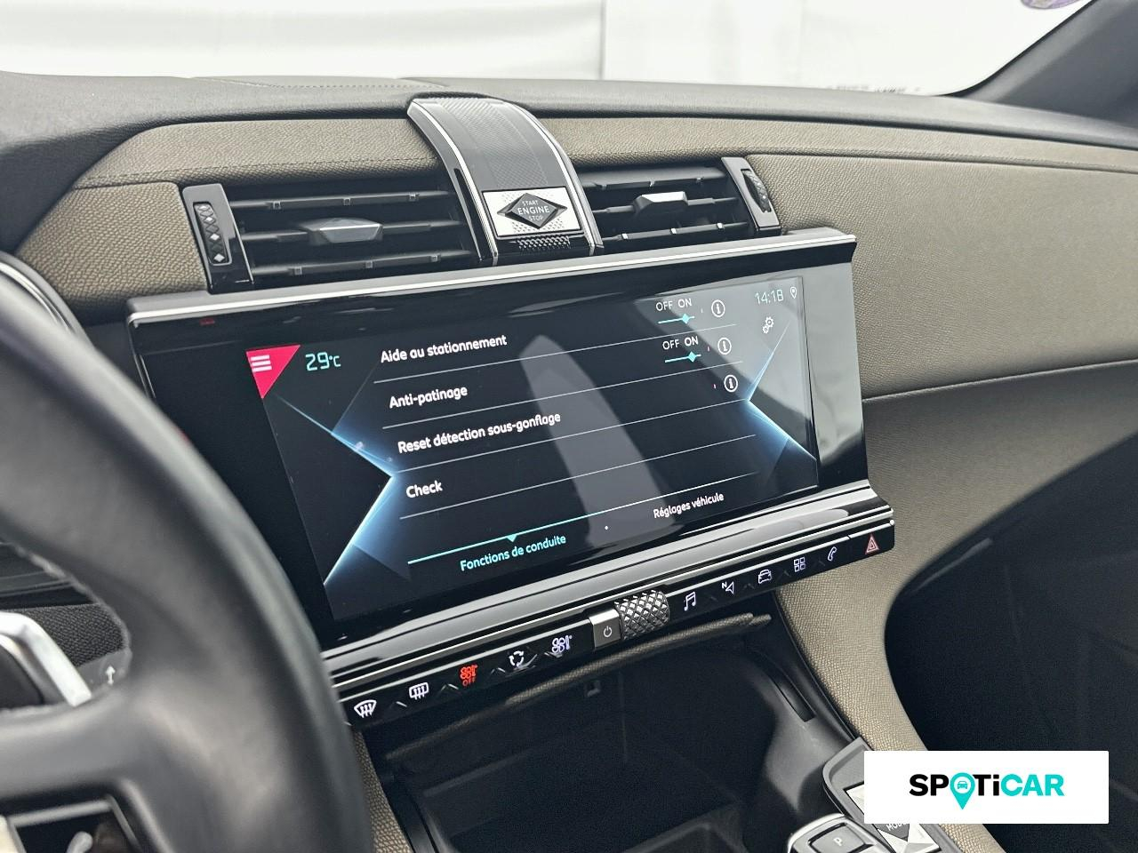 Ds Ds 7 crossback e-tense 225ch business — photo 13