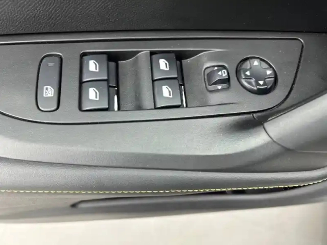 Peugeot 2008 puretech 130 s&amp;s eat8 — photo 15
