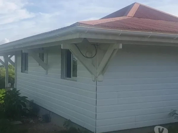 Complexe immobilier maison, 3 bungalows sur 1300M2 + terrain