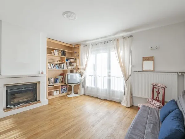 Maison 7 pièces 140 m²