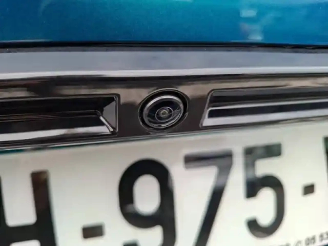 Peugeot 2008 hybrid 110 e-dcs6 — photo 44