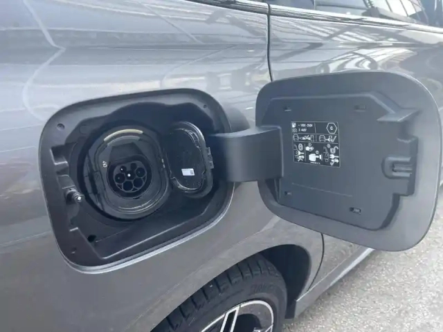 Mercedes Classe B 250 e amg line — photo 4