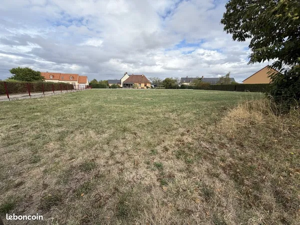 Terrain 1984 m² Fresnay-sur-Sarthe