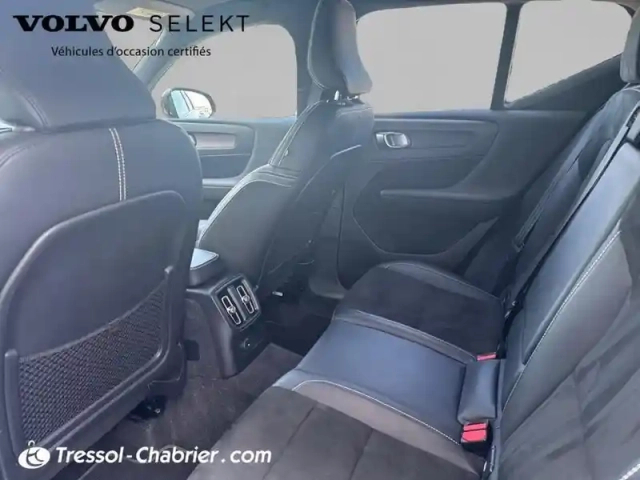 Volvo Xc40 t5 recharge 180+82 ch dct7 r-design — photo 21