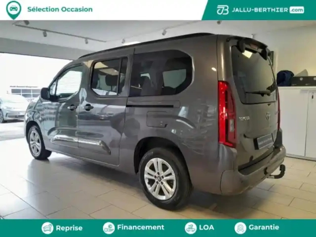 Toyota Proace city verso long 1.5 130 d-4d bva executive rc23 — photo 3
