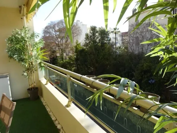Studio 1 pièce 30 m²
