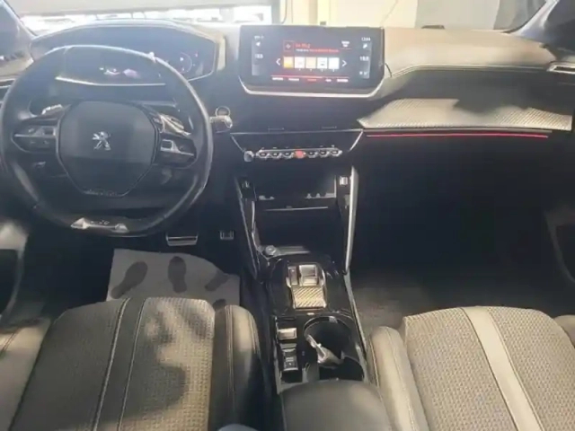 Peugeot 208 1.2 puretech 130ch s&amp;s gt eat8 — photo 12