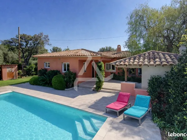 Villa 6 pièces 135 m²
