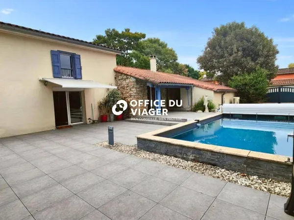 Maison 5 pièces 145 m²