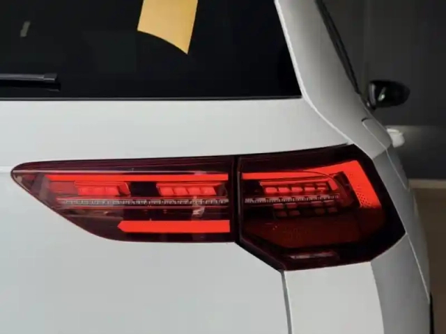 Volkswagen Golf 2.0 tdi scr 200ch gtd dsg7 — photo 8