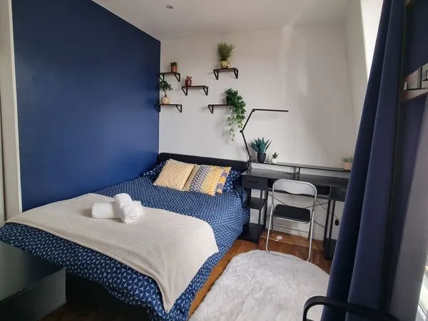 Studio à louer Malakoff - Refait à neuf - 2 min métro