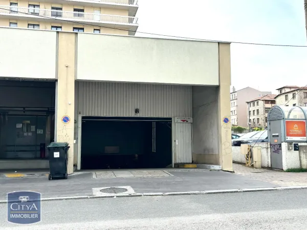 Garage et parking Location Saint-Étienne 74€