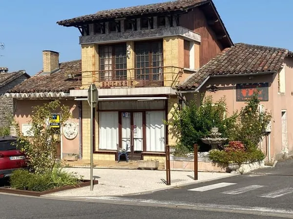 Maison 2 pièces 130 m²