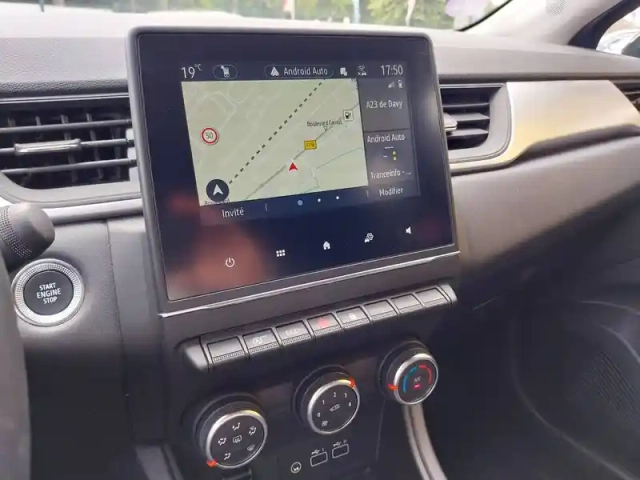 Renault Captur tce 90 — photo 18