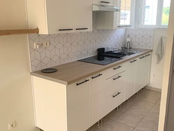Location appartement 2 pièces de 42m2 à La Sentinelle