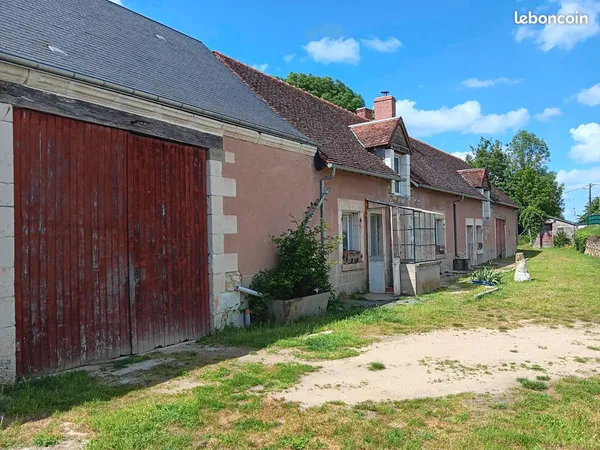 Entre Contres et Montrichard - Longère et ses dépendances -