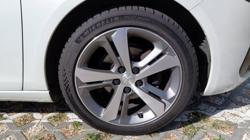 Peugeot 308 1.5 BlueHDi 130 EAT8 - Tech Edition – 2020 – 138961 km – Diesel – Boîte Automatique — photo 17