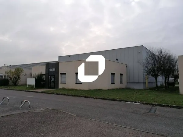 Local d'activité 630 m²