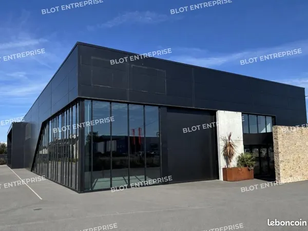 Local commercial 474 m²
