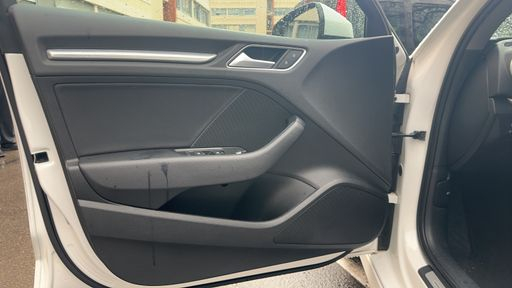 Audi A3 Limousine 40 TFSI 190 Quattro S-Tronic 7 - S Line – 2019 – 111247 km – Essence – Boîte Automatique — photo 17