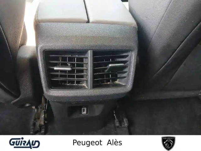 Citroën C5 Aircross hybride 225 s&amp;s e-eat8 — photo 15