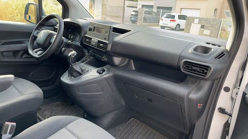 Citroen Berlingo 1.5 BlueHDI 100 - Live – 2019 – 124880 km – Diesel – Boîte Manuelle — photo 28