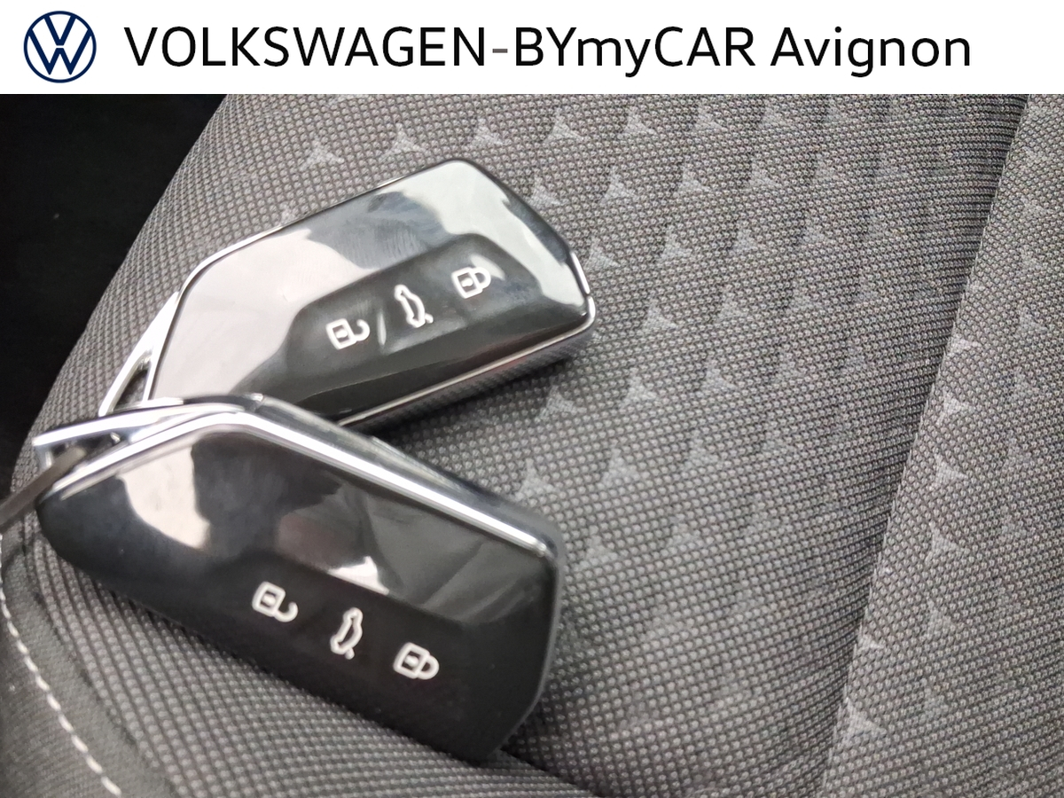 Volkswagen T-Roc 1.5 eTSI EVO2 Hybrid 116 ch DSG7 — photo 34