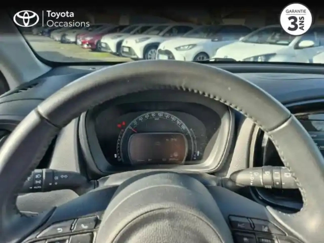 Toyota Aygo X 1.0 vvt-i 72ch dynamic — photo 13