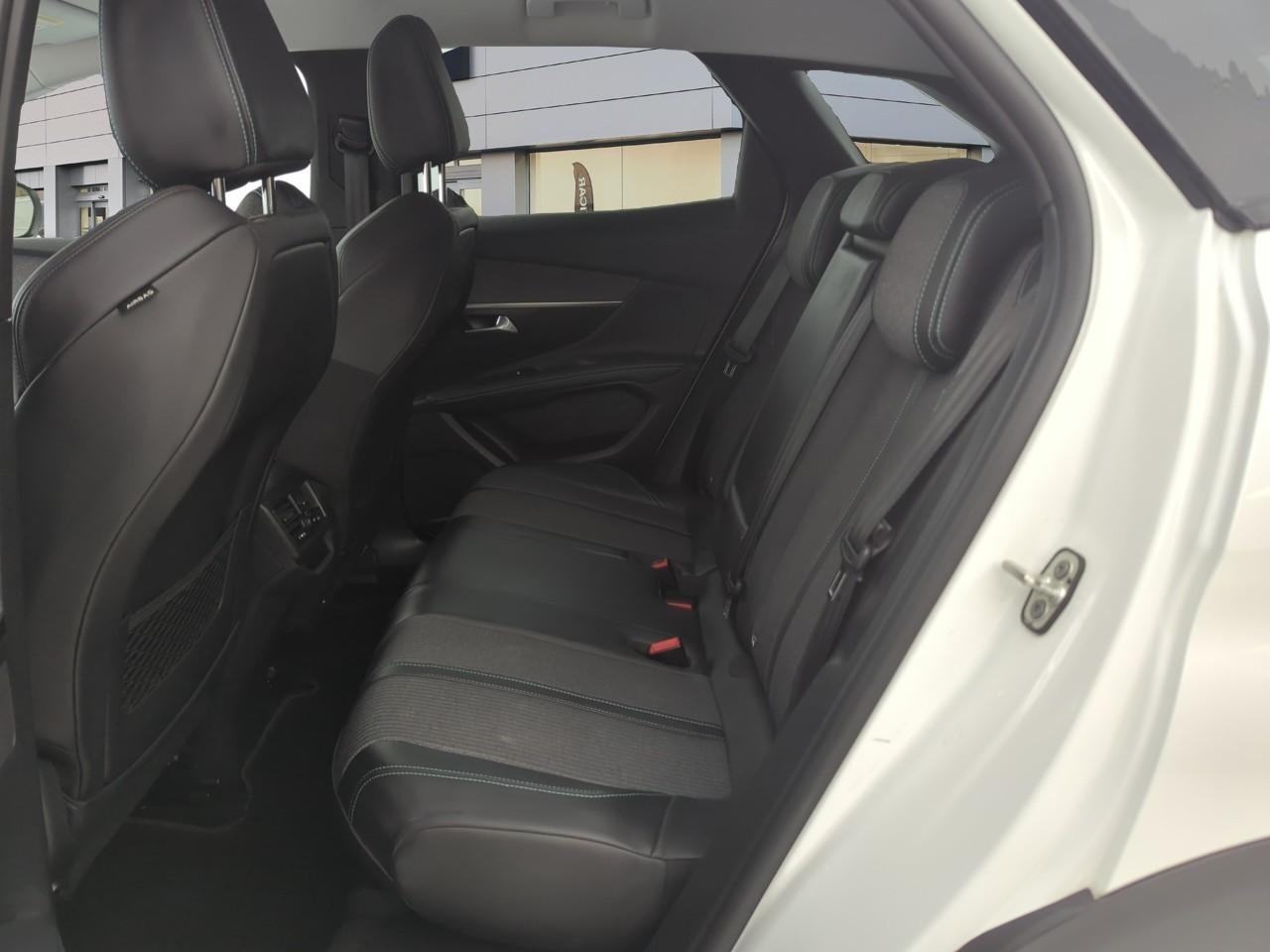 Peugeot 3008 bluehdi 130ch s&s eat8 allure pack — photo 10
