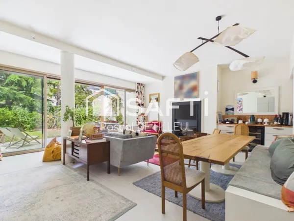 GARCHES Buzenval - Domaine de l'Orée du golf maison 7 pièces 169m2 avec jardin