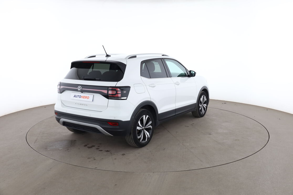 Volkswagen T-Cross 1.0 TSI Carat DSG — photo 5