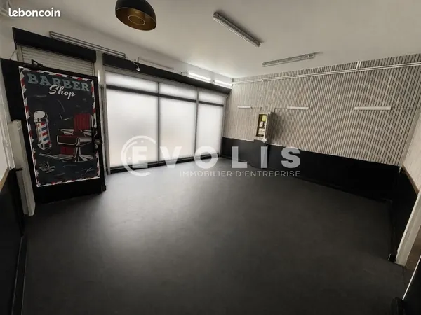 Local commercial 70 m²