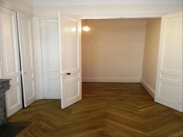 Appartement 2 pièces 61 m²