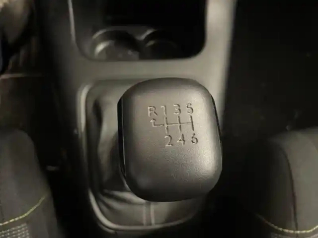 Citroën C3 1.5 bluehdi 100ch s&amp;s plus — photo 14