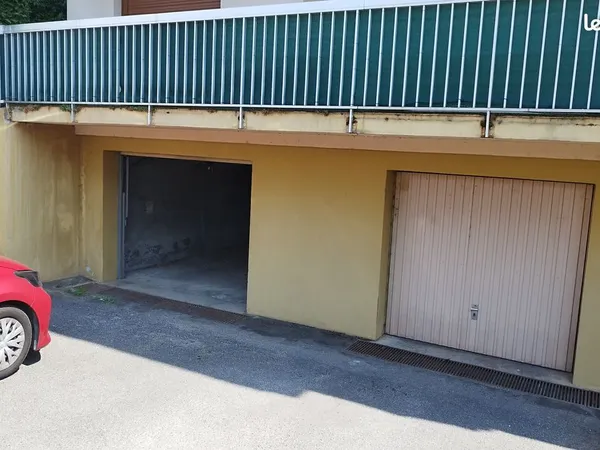 Rare Grand Garage Box Double 43 m² - Annemasse Calme / Gare