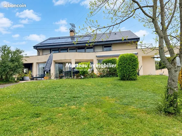 Pavillon 5 pièces 205 m²