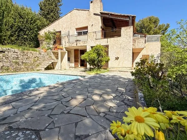 Maison 6 pièces 170 m²