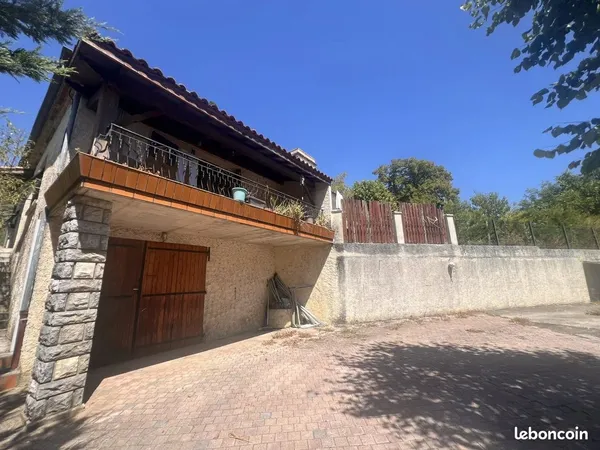 Maison 7 pièces 159 m²