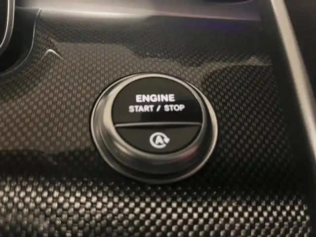 Mercedes Classe C 220 d amg line — photo 20