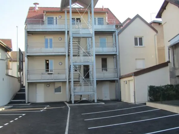 Appartement F2 dans résidence