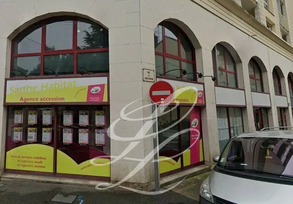 Local commercial 70 m² LE MANS
