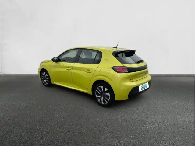 Peugeot 208 puretech 75 s&amp;s bvm5 — photo 7