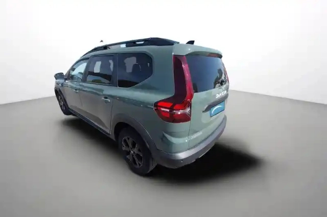 Dacia Jogger eco-g 100 5 places — photo 4